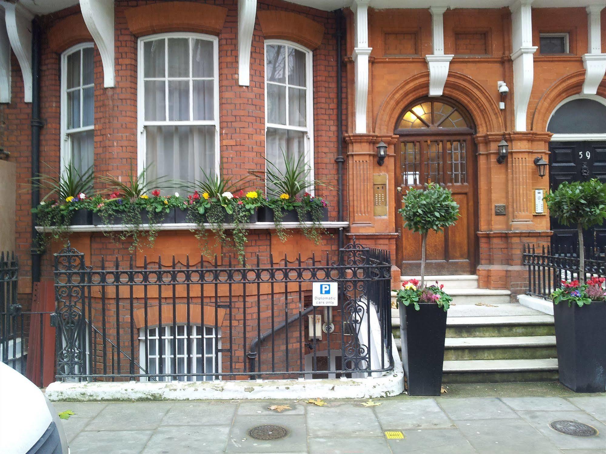 Kensingtoncourt Aparthotel London Eksteriør billede