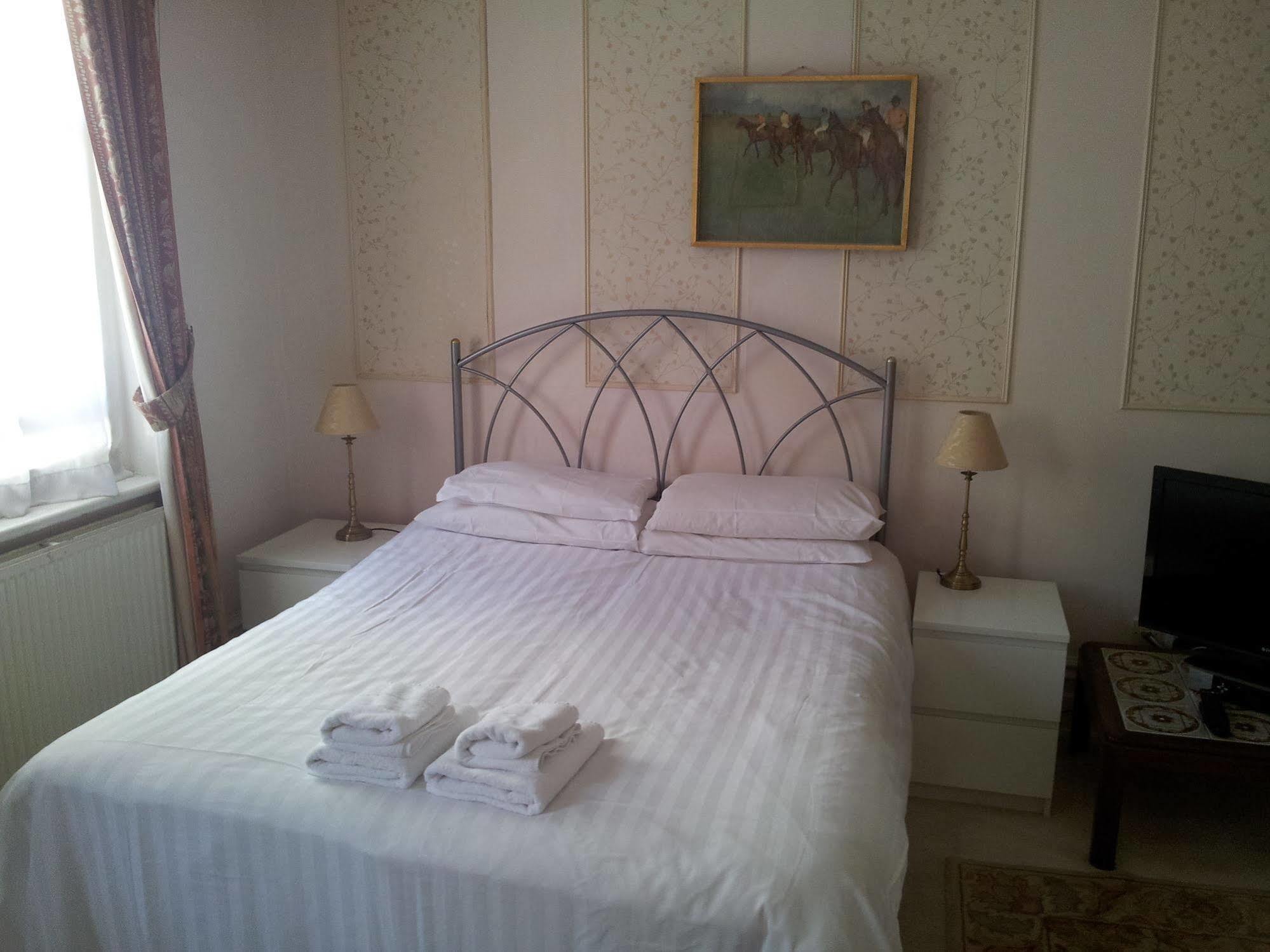 Kensingtoncourt Aparthotel London Eksteriør billede
