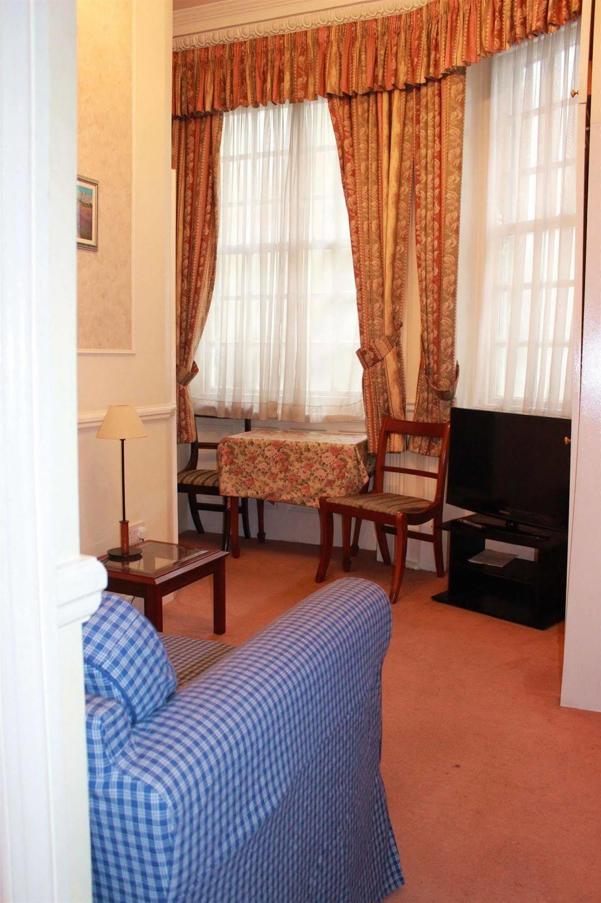 Kensingtoncourt Aparthotel London Eksteriør billede