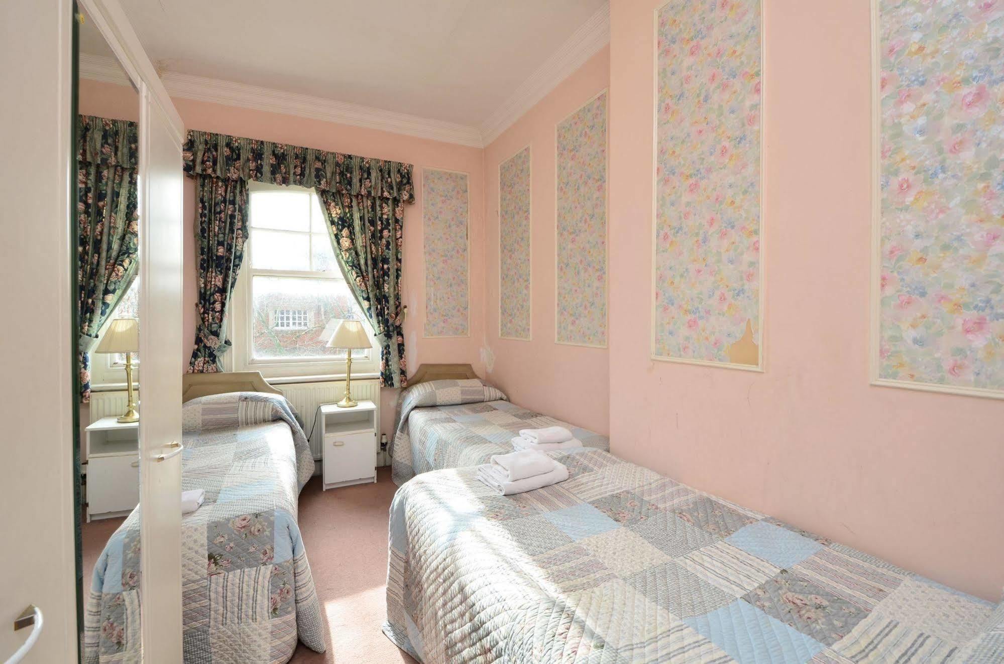 Kensingtoncourt Aparthotel London Eksteriør billede